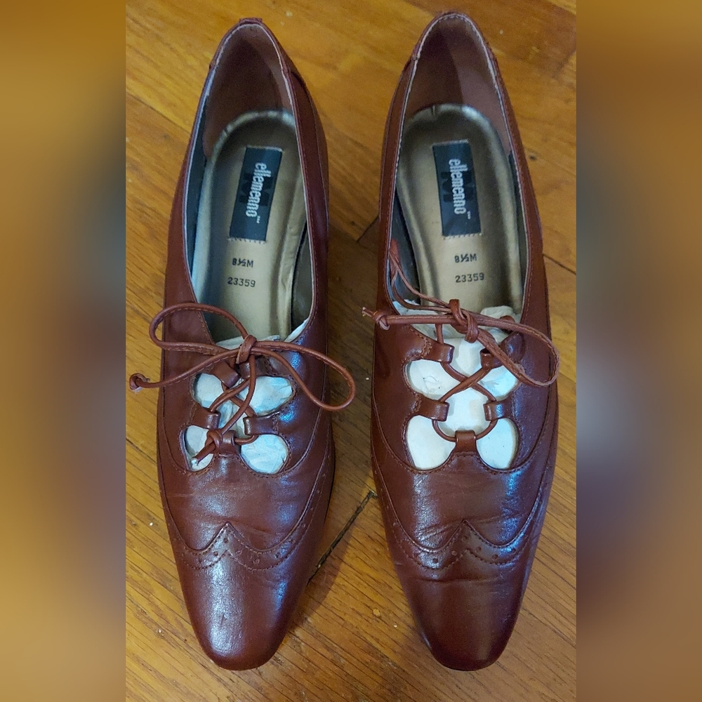 Vintage ELLEMENNO Leather Oxfords Lace Up Granny Shoes Made in Brazil Size 8.5